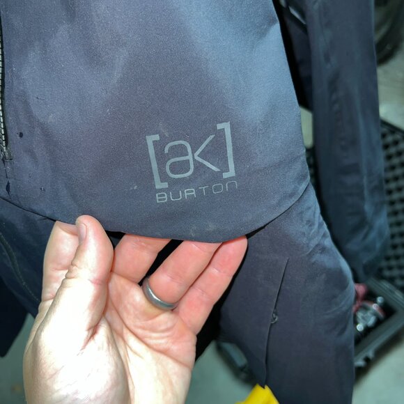 Men's Burton AK 3L Gore-Tex Jacket - Olympic Snowboard Team Edition - Picture 11 of 14